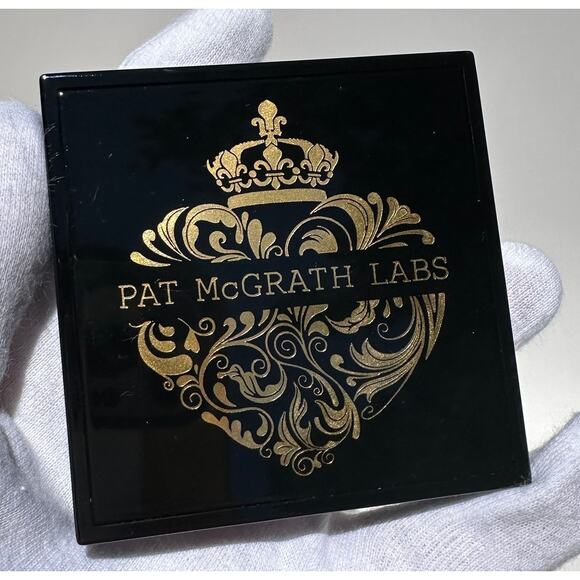 Pat McGrath Labs Skin Fetish: Divine Blush Nude Venus II Powder Compact Ltd Ed - Picture 4 of 11